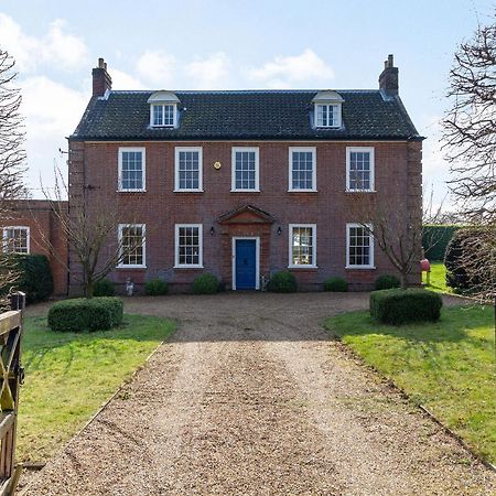 Hemblington Hall Arts And Leisure Ltd South Walsham Dış mekan fotoğraf