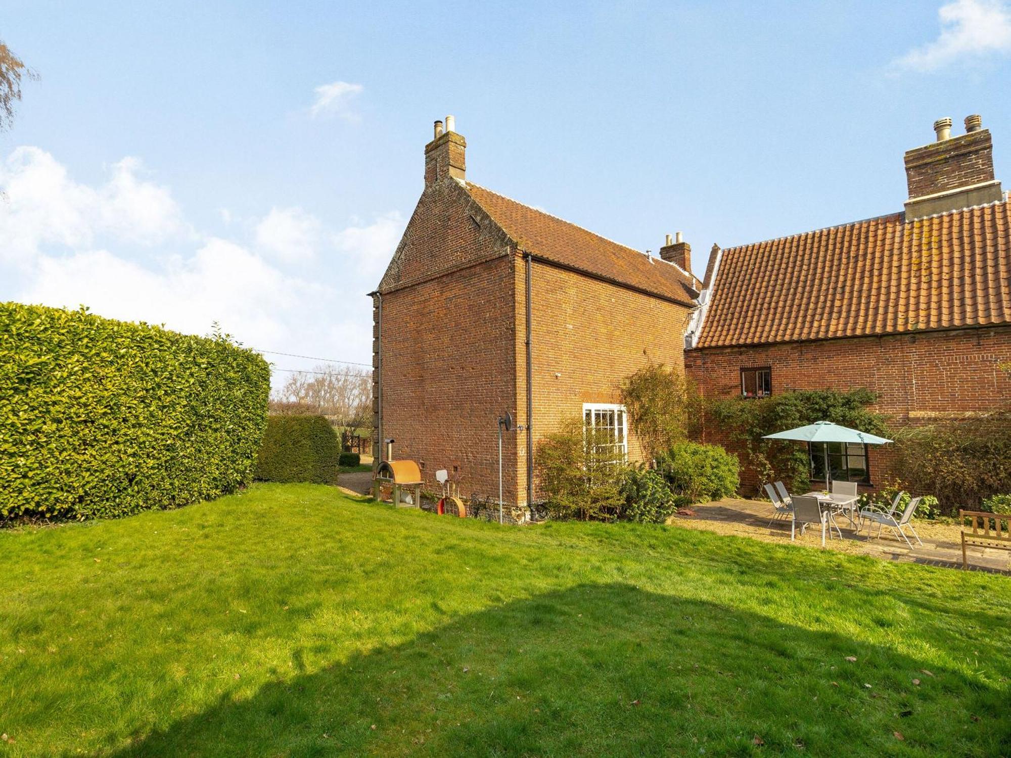 Hemblington Hall Arts And Leisure Ltd South Walsham Dış mekan fotoğraf