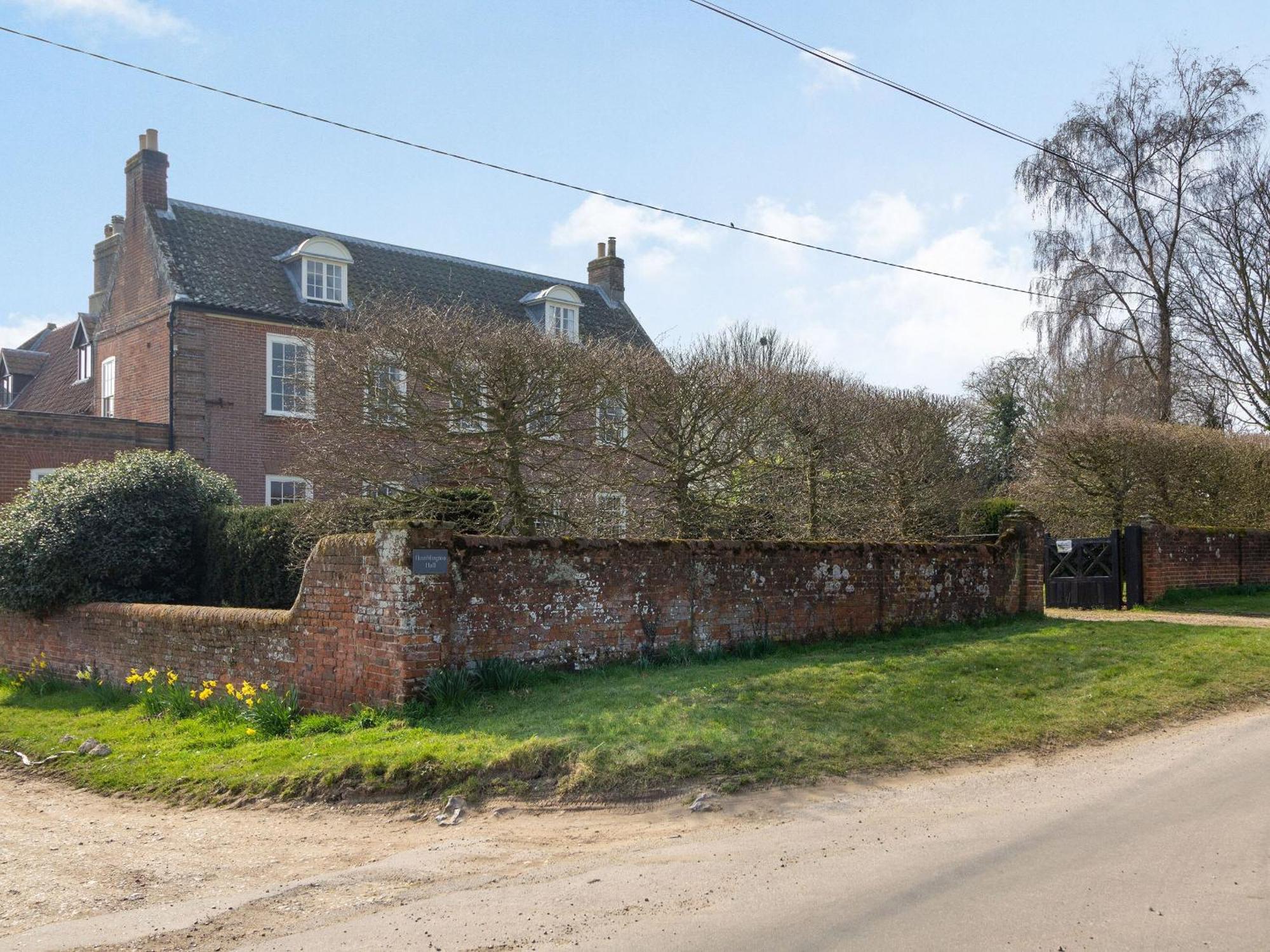 Hemblington Hall Arts And Leisure Ltd South Walsham Dış mekan fotoğraf