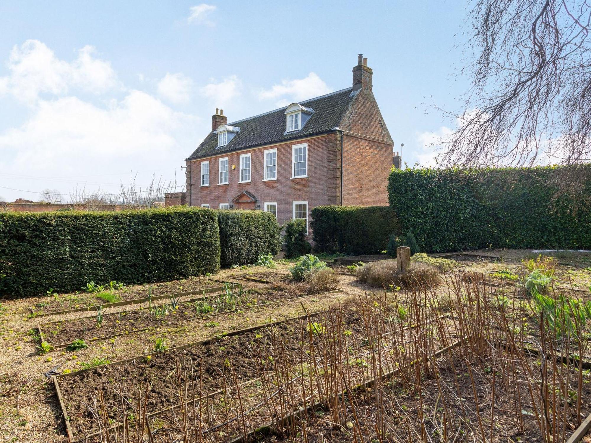 Hemblington Hall Arts And Leisure Ltd South Walsham Dış mekan fotoğraf