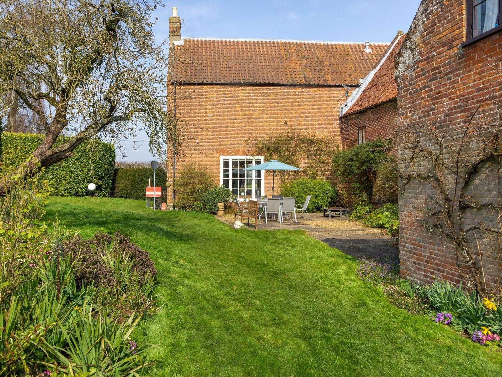 Hemblington Hall Arts And Leisure Ltd South Walsham Dış mekan fotoğraf